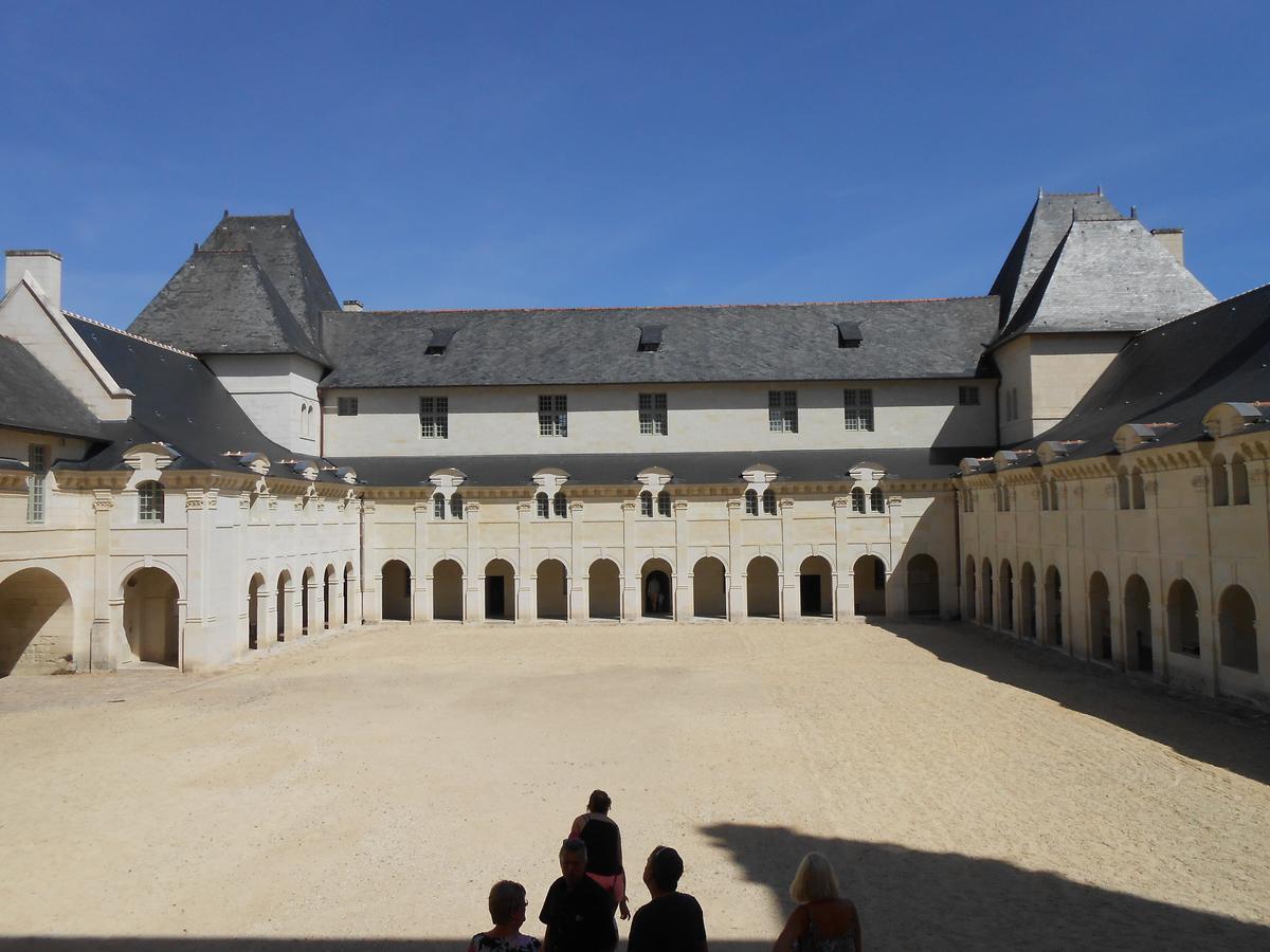 Gite-Civray-De-Touraine Maison De Denise エクステリア 写真